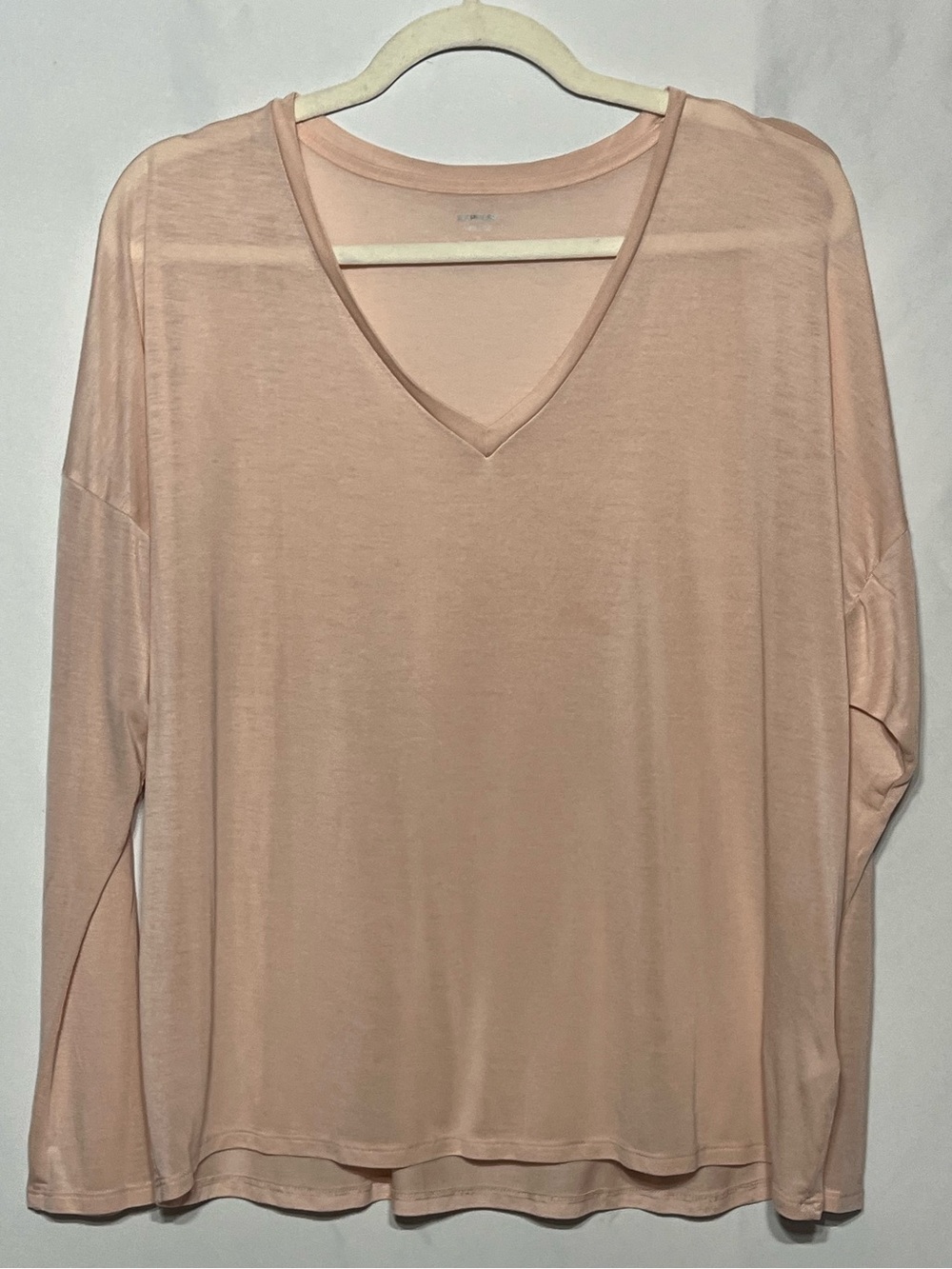 Express Relaxed Tee Womens Large Light Pink V-Neck Long Sleeve Lightweight Top